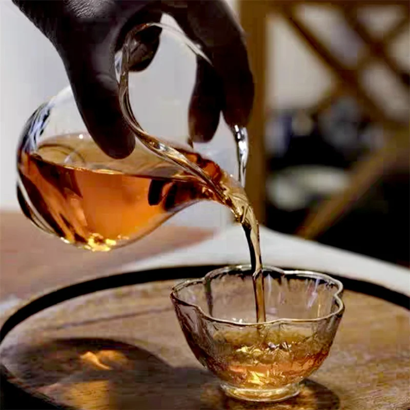 Japanese style Anti Scalding Flaring Hammer Pattern Glass Tea Pitcher Fair Mug Thickened Chahai Teacup Kung Fu Tea Set Accessori