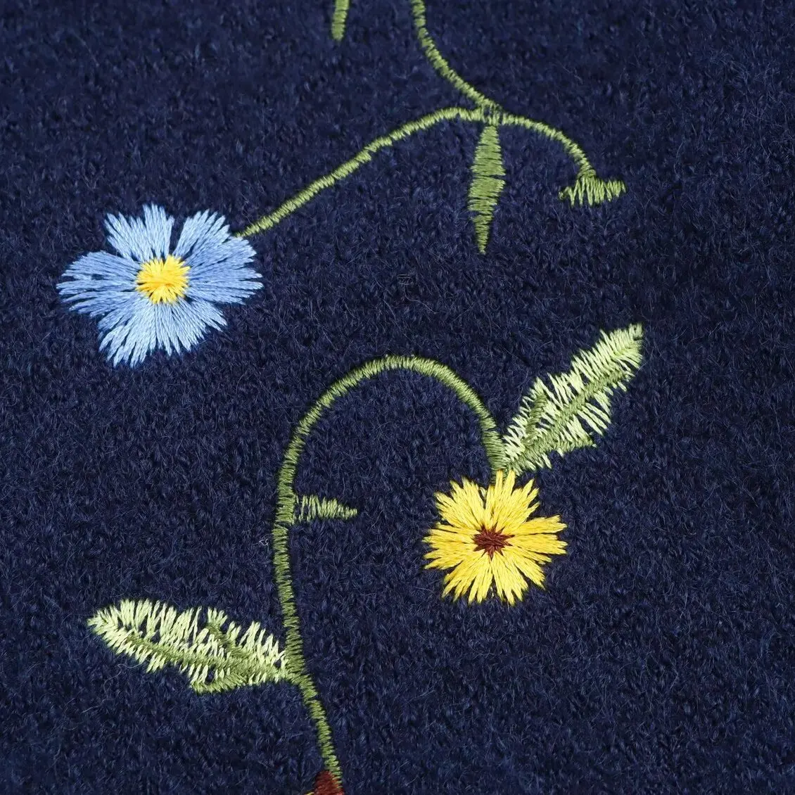 

Korejepo новая женская одежда в европейском и американском стиле, модный простой универсальный повседневный вязаный кардиган с вышивкой, топ