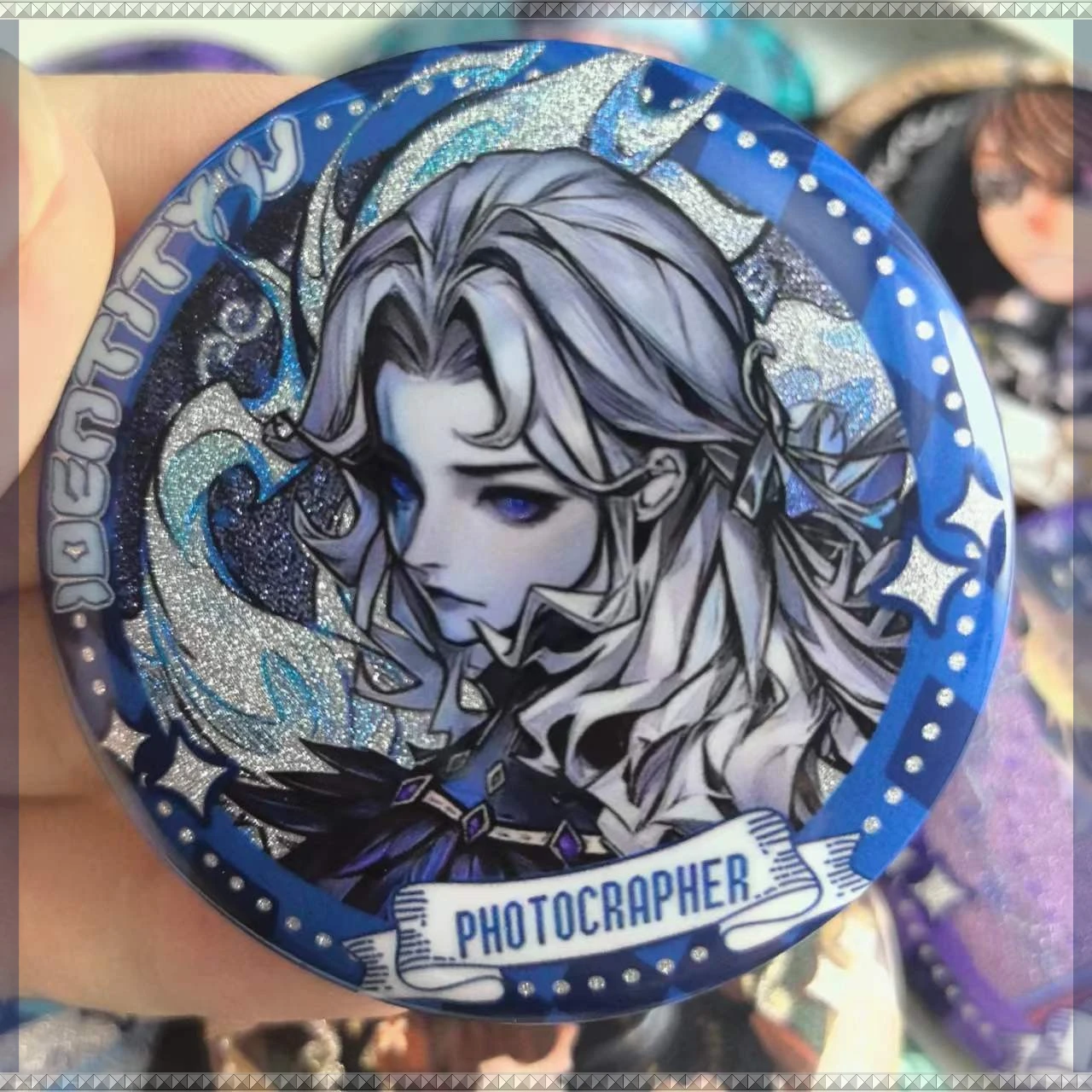 

5.8cm IdentityV Photographer Cosplay Double Flash Laser Fine Shine Couple Brooch Collectible Badge For Joseph Desaulniers Badges