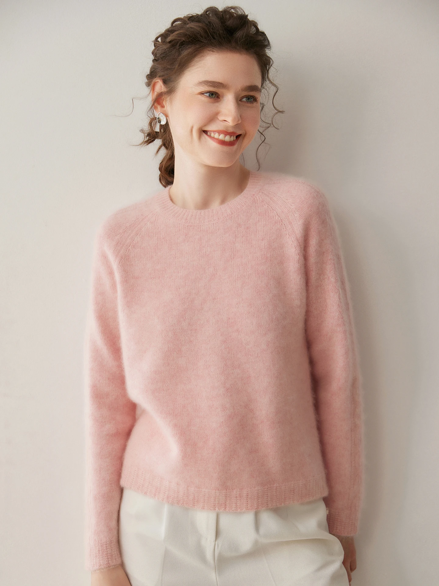 Ele Loose Long Sve Camere Sweater Women's round Ne Twist Knitted Soft Warm Underwear Ideal for Winter Season