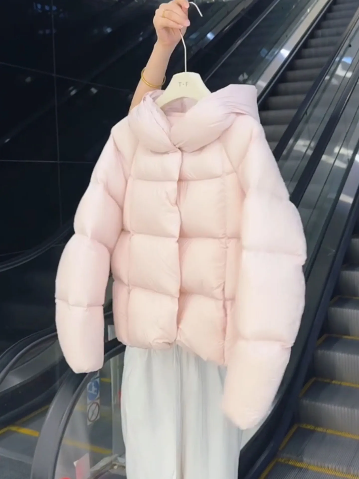 Bonito rosa ort feminino para baixo jaet 2025 inverno novo sle alta sensação com capuz pão tamanho pequeno casaco outerwear