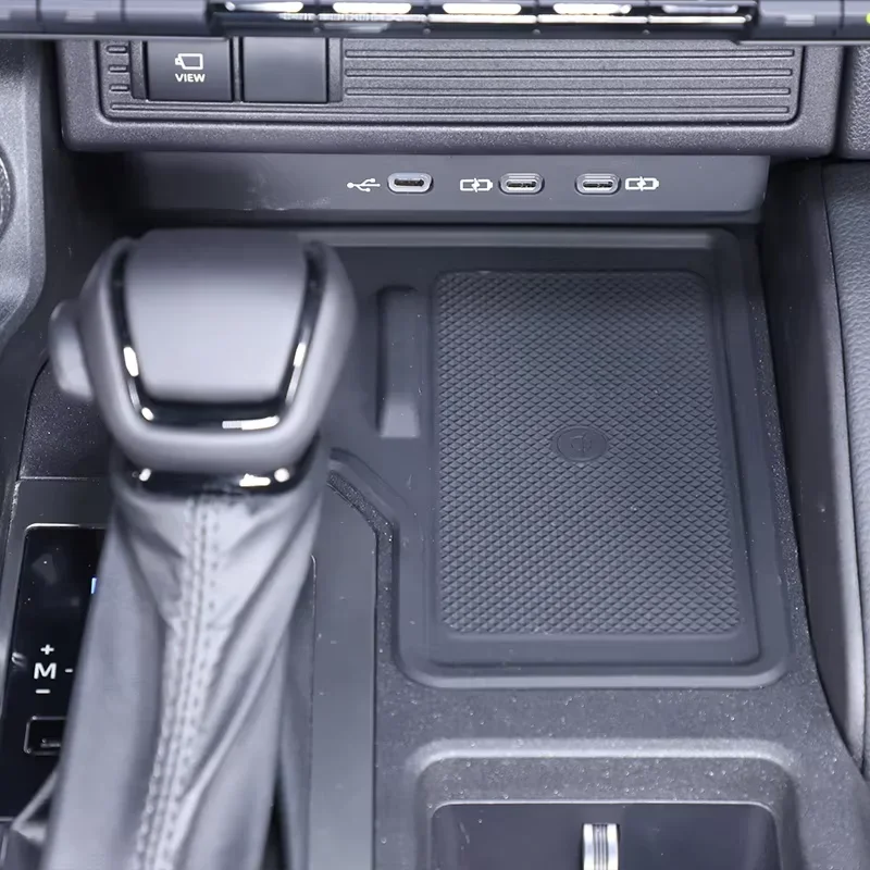For Toyota Land Cruiser Prado 250 LC250 2024+ black car central control wireless charging silicone pad car interior accessories