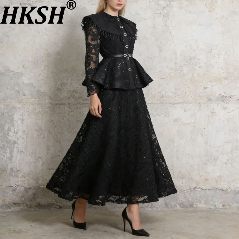 

HKSH 2026, весенний новый женский элегантный комплект из двух предметов, кружевной топ с рюшами и длинными рукавами, топ с поясом и талией, плиссированная юбка трапециевидной формы HK18564