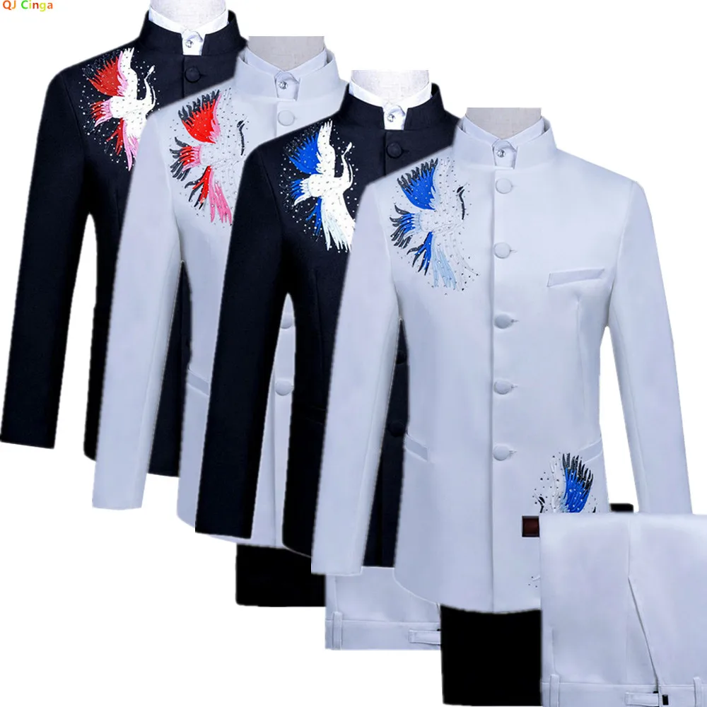 

Черный мужской комплект из двух предметов, белая куртка с вышивкой и брюки, одежда для свадьбы/вечеринки/сценического выступления. Азиатские размеры M-4XL