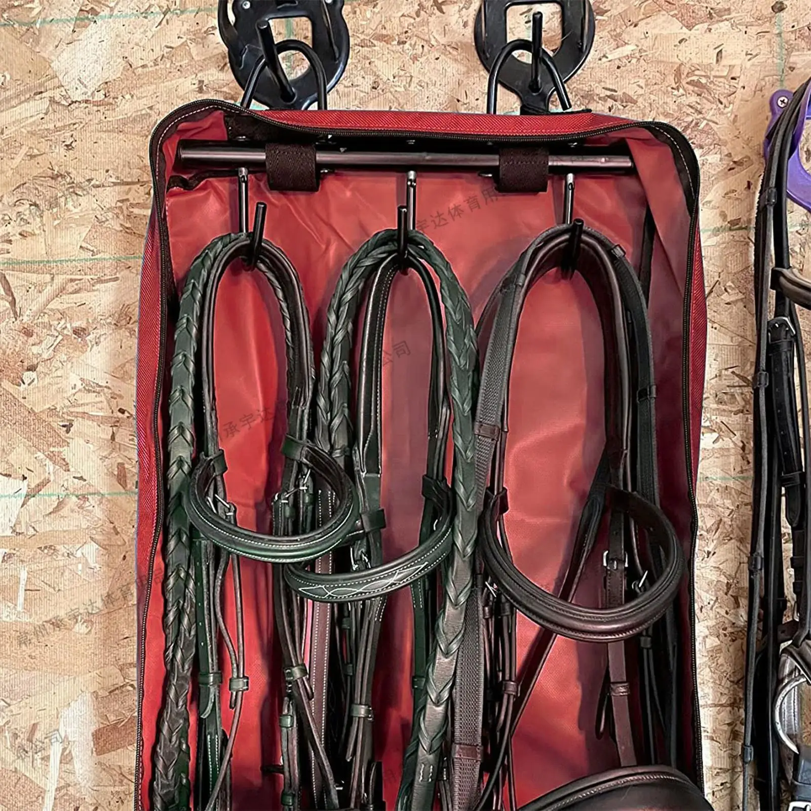 

Сумка с лямкой на шее для лошади, сумка для переноски лошади с 3-зубчатой стойкой, большая вместимость, принадлежности для хранения домашних животных для хрупких поводков, ремни, бит