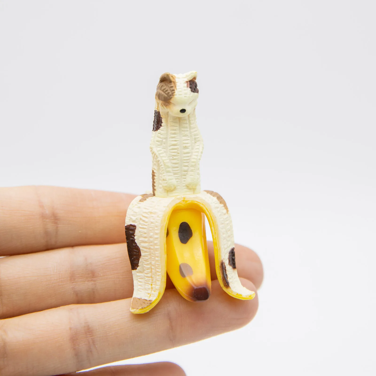 Gacha Capsule Toys Peeled Banana Cats Figures Creative Kitten Mini Model Table Ornaments Children Birthday Gifts