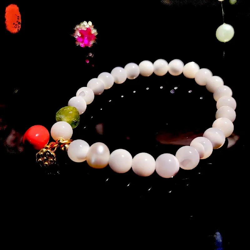 

Jewelry Bracelets Exquisite White Mother of Pearl Fashion Handmade Women's Hand Bracelets Good Fortune