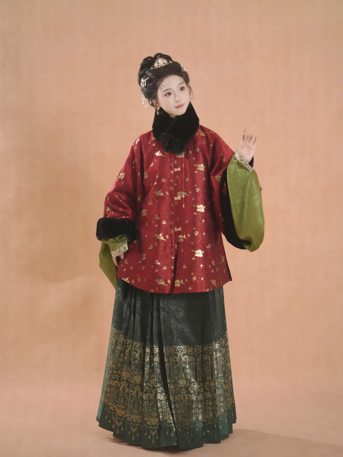 

Утепленный бархатный комплект Ханьфу с круглым вырезом и свободным кроем для женщин, традиционный наряд в стиле династии Мин для Нового года