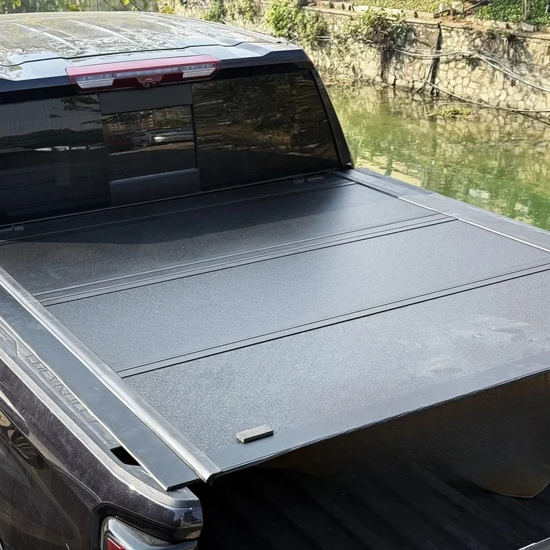 Factory Hot Sale High Quality Aluminum Alloy 4-Fold Hard Tonneau Cover Pickup Truck
