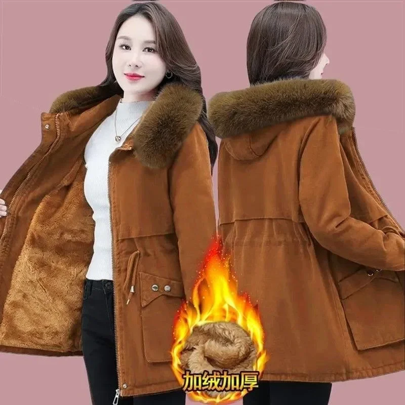 6XL giacca invernale da donna 2023 cappotto imbottito Casual allentato femminile di grandi dimensioni collo di pelliccia di peluche capispalla in