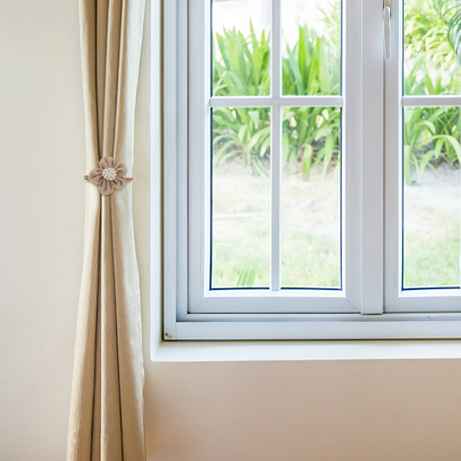 

2Pcs Rustic Jute Rope Flower Curtain Tiebacks Adjustable Boho Style for Sheer Drapes Home Decor Curtain Tiebacks