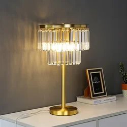 Luxury Crystal Floor Lamp American Retro Creative Living Room Sofa Study Hotel Vertical Light Bedroom Bedside Deco Table Lights