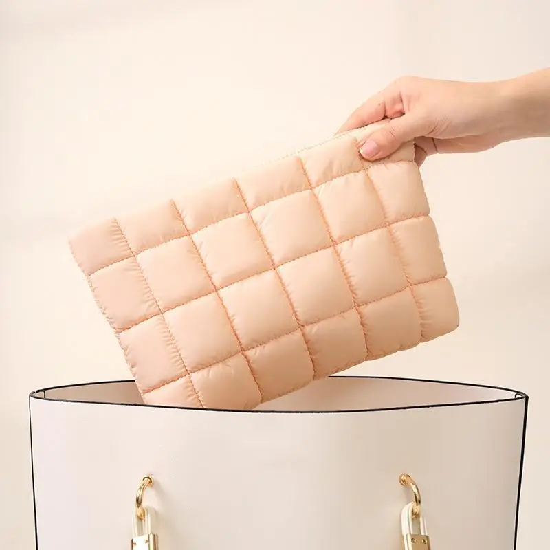 Soft Puffer Quilted Cosmetic Bag With Durable Zipper Portable Organizer For Daily Travel Makeup Storage Bag Women Gifts