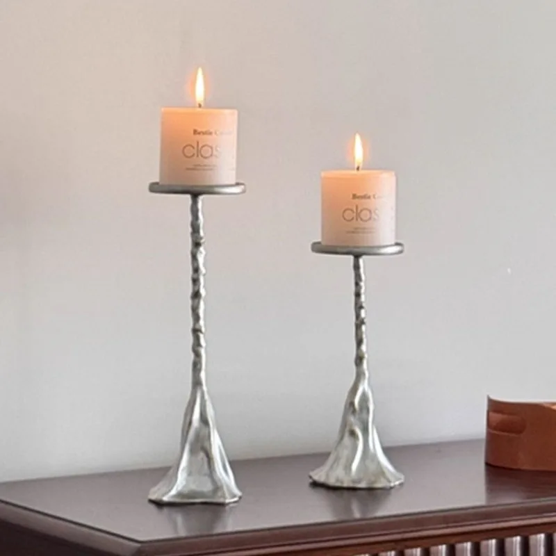 

European light luxury retro creative imitation metal silver candle holder entrance artistic atmosphere decorative candle base