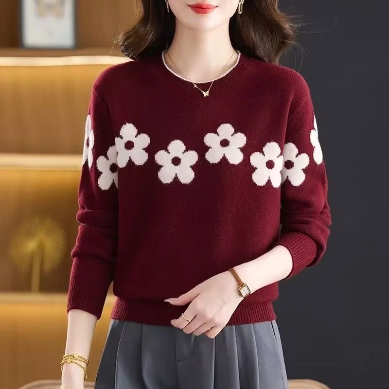 Korean Style Round Neck Flower Embroidery Sweater Color Block Slimming Versatile Top for Autumn Winter Plus Size Warmth Heating