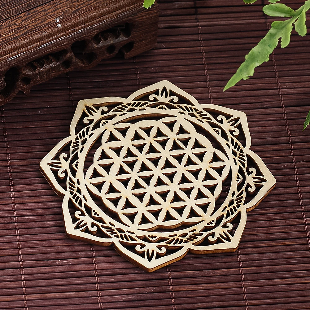 10cm Wiccan Charm Plank Laser Hollow Buddhist Lotus Mandala Flower Wood Coasters Insulation Pads Crystal Divination Props