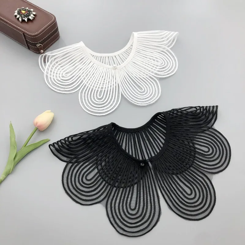 Women'S Mesh Lace Shawl With Light And Transparent Embroidery Fake Collar, Unique Petal Shape Matched With Skirt Shoulder