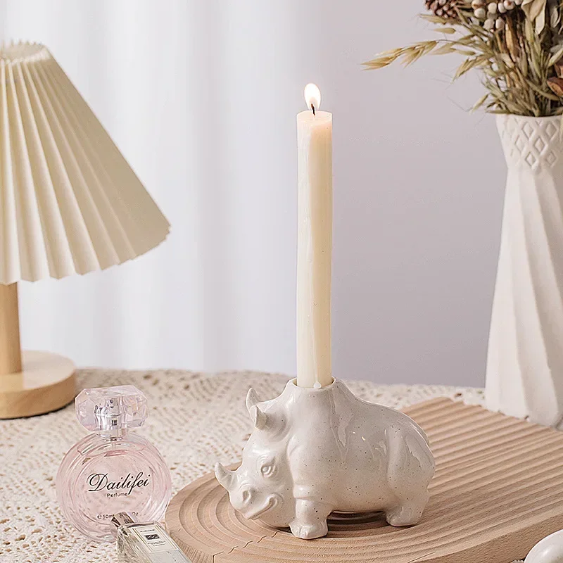 

Ins candlestick decoration; silent wind cream wind wax candlestick household living room bedroom table romantic decoration