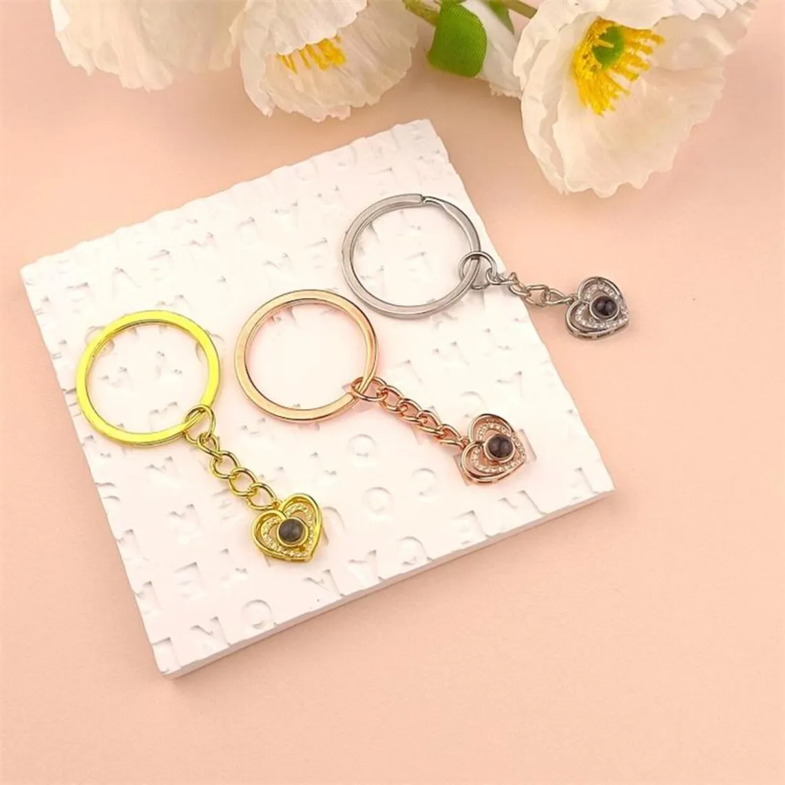 Personalized Custom Photo Projection Keychain Heart Pendant With Zircon Keychain Memorial Anniversary Gift For Couple Jewelry