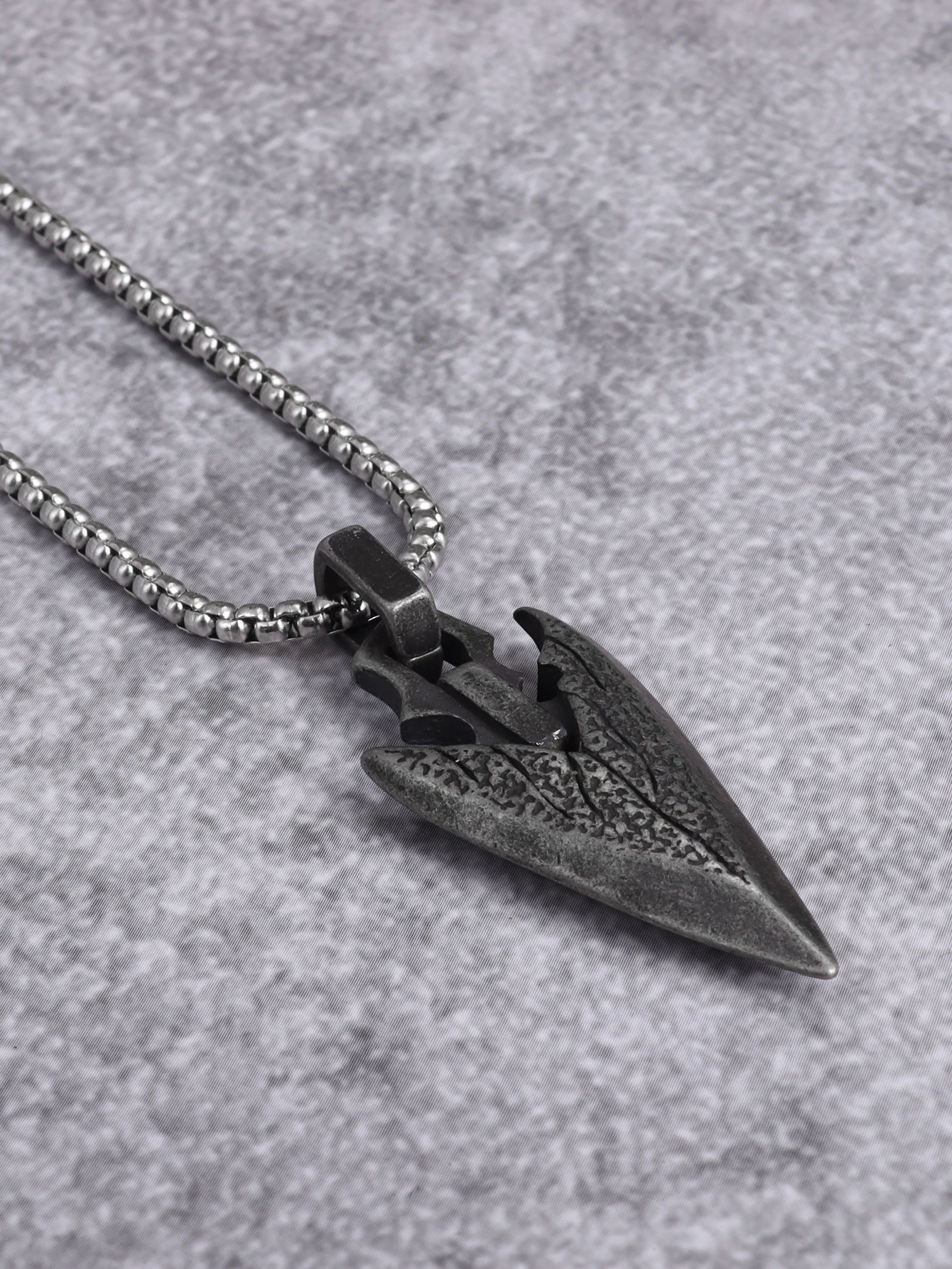 Norse Mythology Celtic Weapons Spear Head Pendant Ancient Silver color Necklace for Men Retro Punk Hip Hop Trend Jewelry