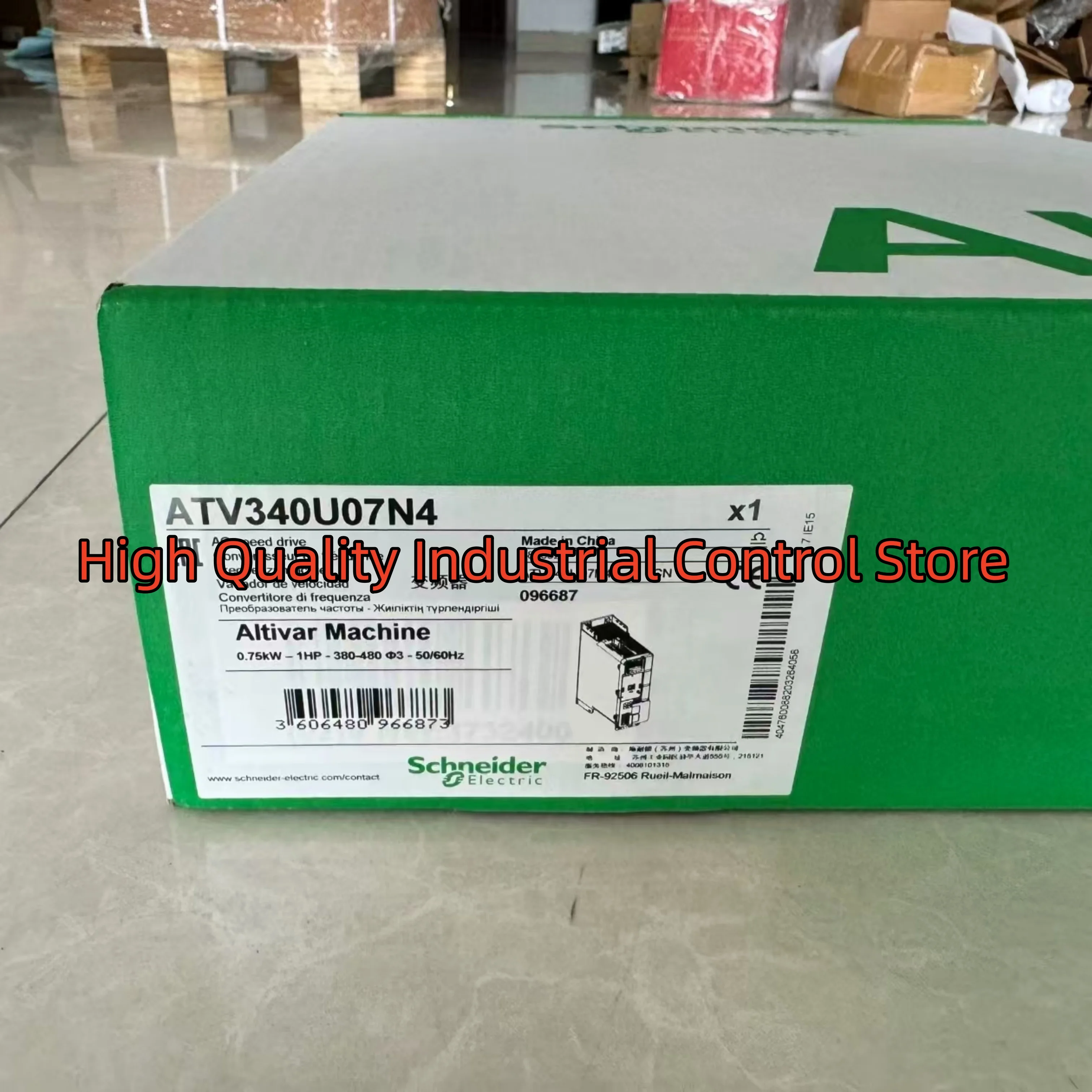 

Новый оригинальный преобразователь частоты ATV340U07N4 ATV340U15N4