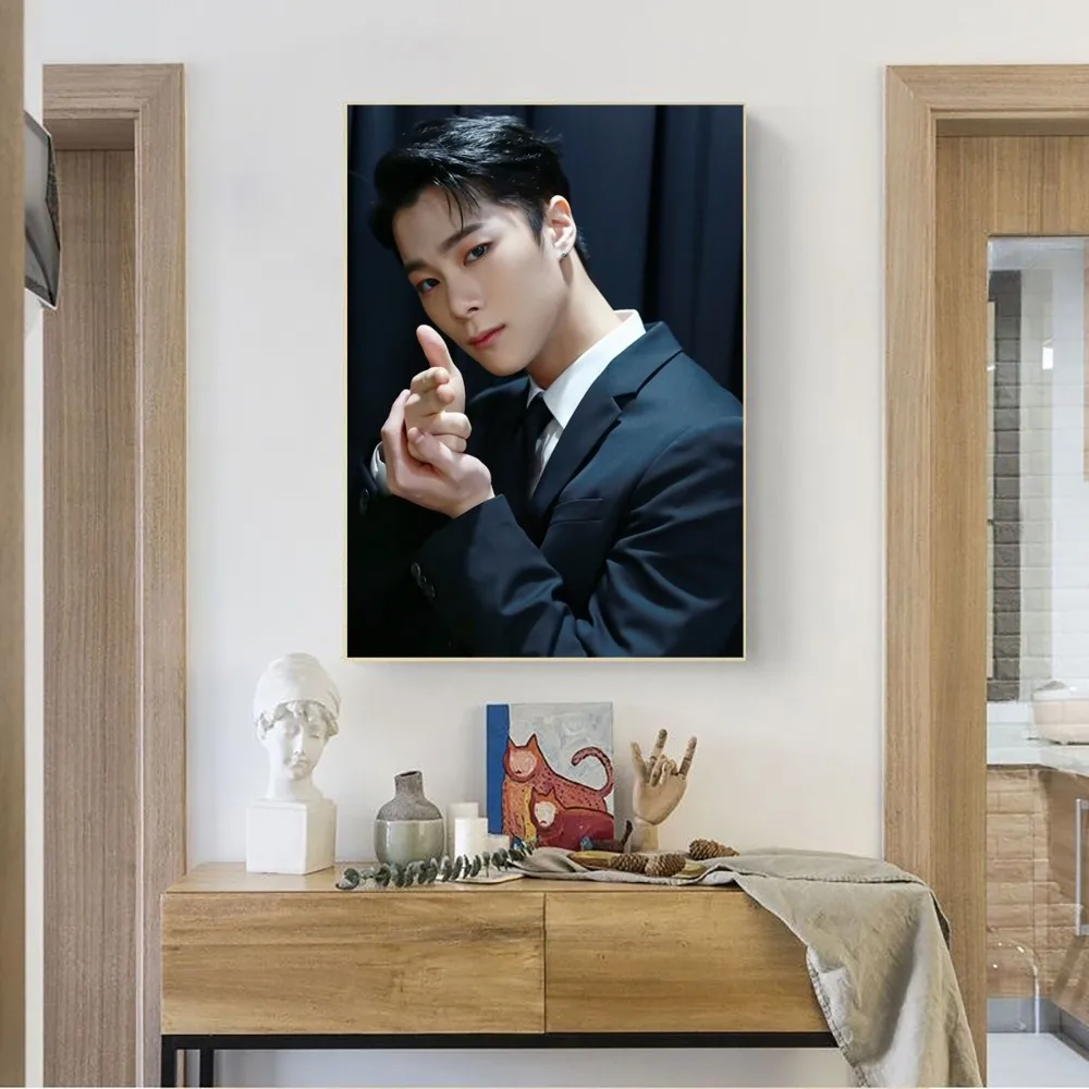 Coreano Star ASTRO Moon Bin Poster No incorniciato Poster Kraft Club Bar Paper Vintage Poster Wall Art Painting Bedroom Study Stickers