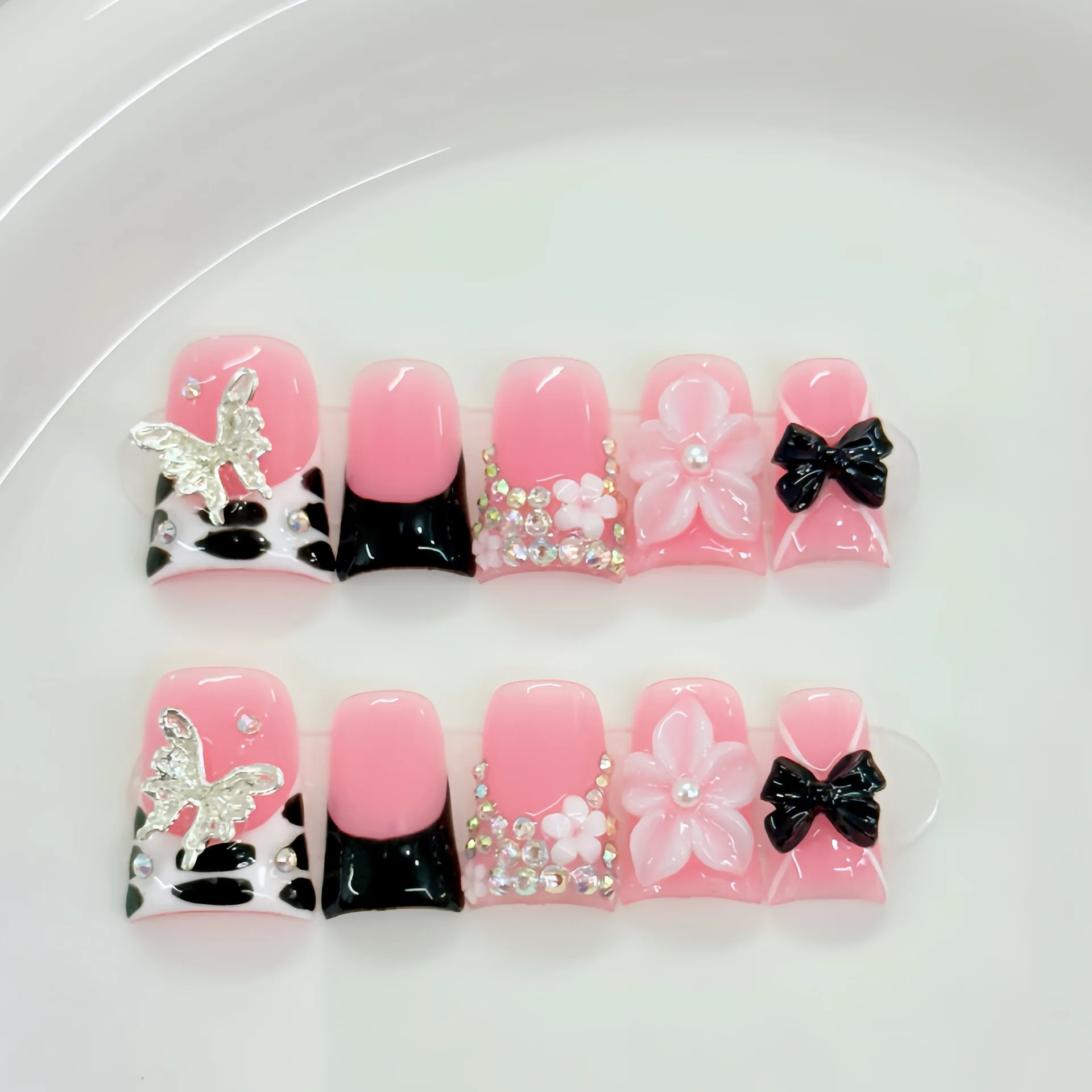 10Pcs Short Duck Bill Press On Nails 3D Butterfly Flower False Nails Pink French Tip Nail Art Pearl Heart Rhinestone Fake Nails
