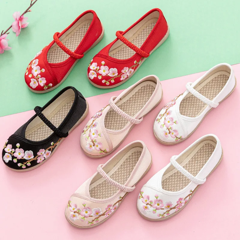 Kids Shoes Girls Flowers Embroidered Cloth Shoes for Children Soft-soled Princess Shoes Women's cloth shoes Pink White Red Black