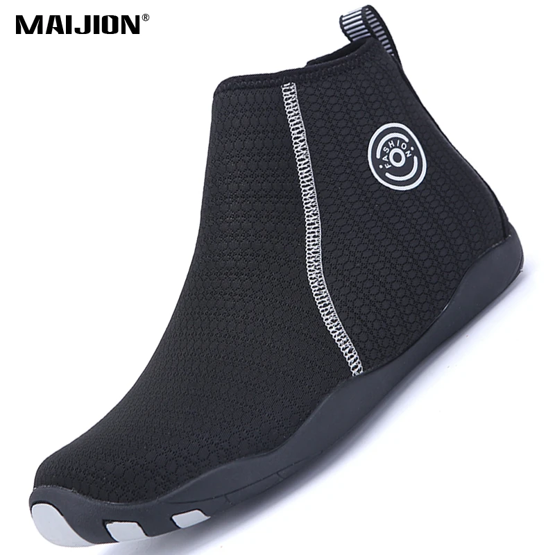 Quick Dry Beach Aqua Shoes Men Women Light Breathable Water Sports Shoes Unisex Non-slip Outdoor surfing boating Wading Sneaker