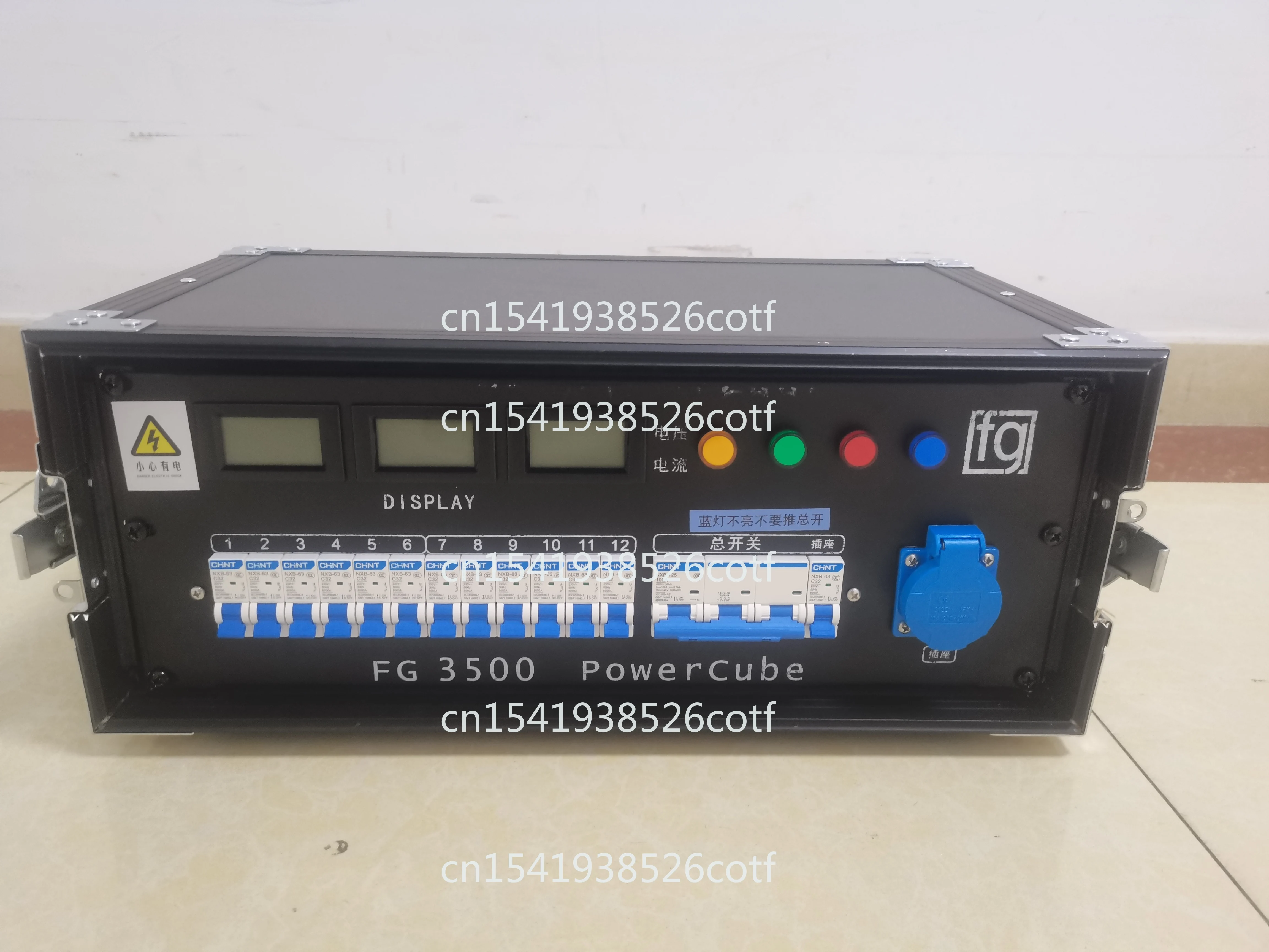 12 power box, industrial plugged into LED large screen distribution cabinet, aviation plugged into stage lights