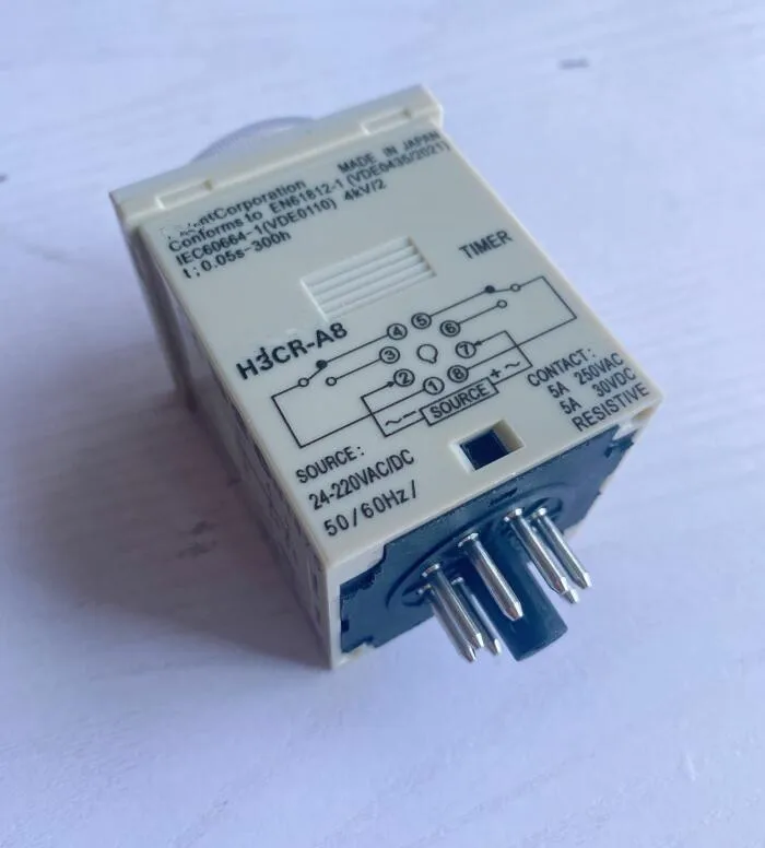 H3CR-A8 time relay 1.2s to 300h 50/60Hz DC12-48V AC100-240V 8PIN with base Power on and off cycle delay time relay