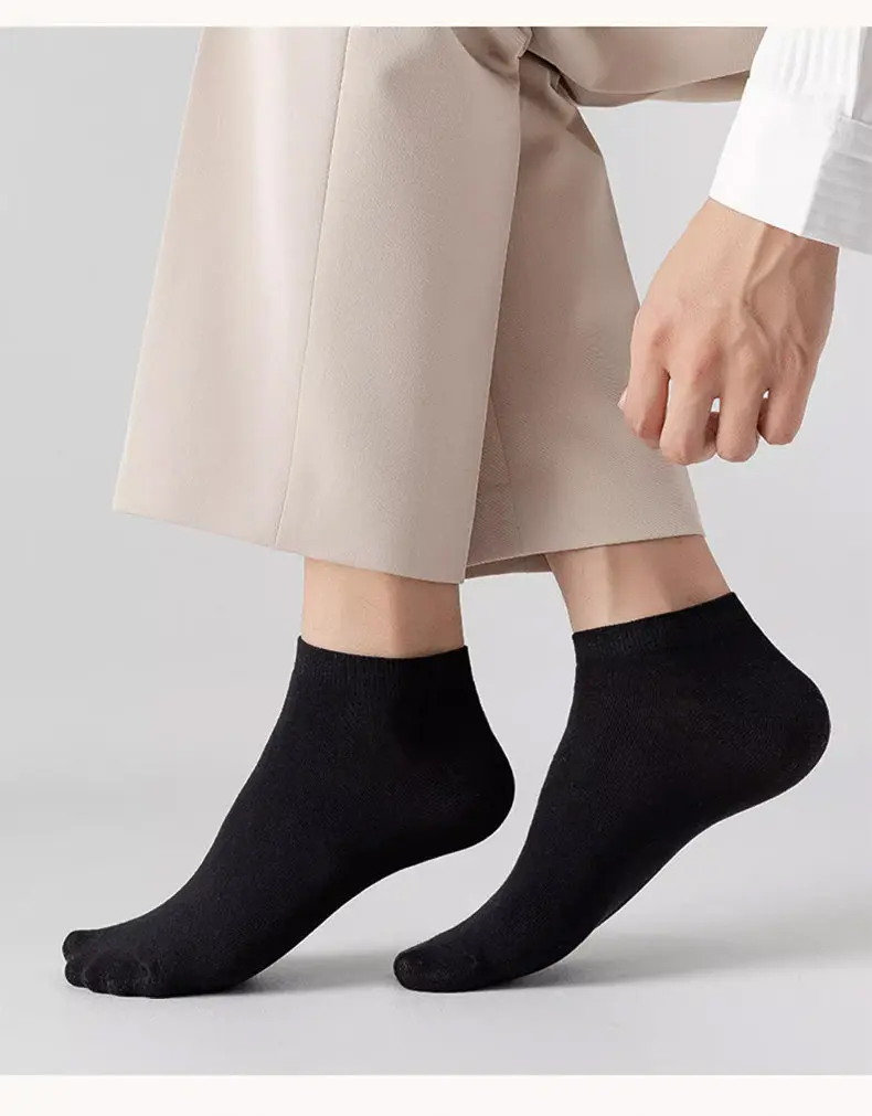 Herren-Bootssocken, die kaum sichtbar sind, dünne, atmungsaktive Socken für den Sommer, hochwertige, schwarze, kurze Socken für Studenten, ideal für den täglichen Gebrauch. – Detail 10