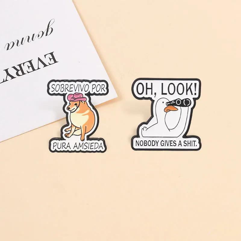 New Funny English Spanish Duck Dog Cartoon Metal Brooch Casual Commute Party Pin DIY Clothing Bags Hat Scarf T-shirt Accessories