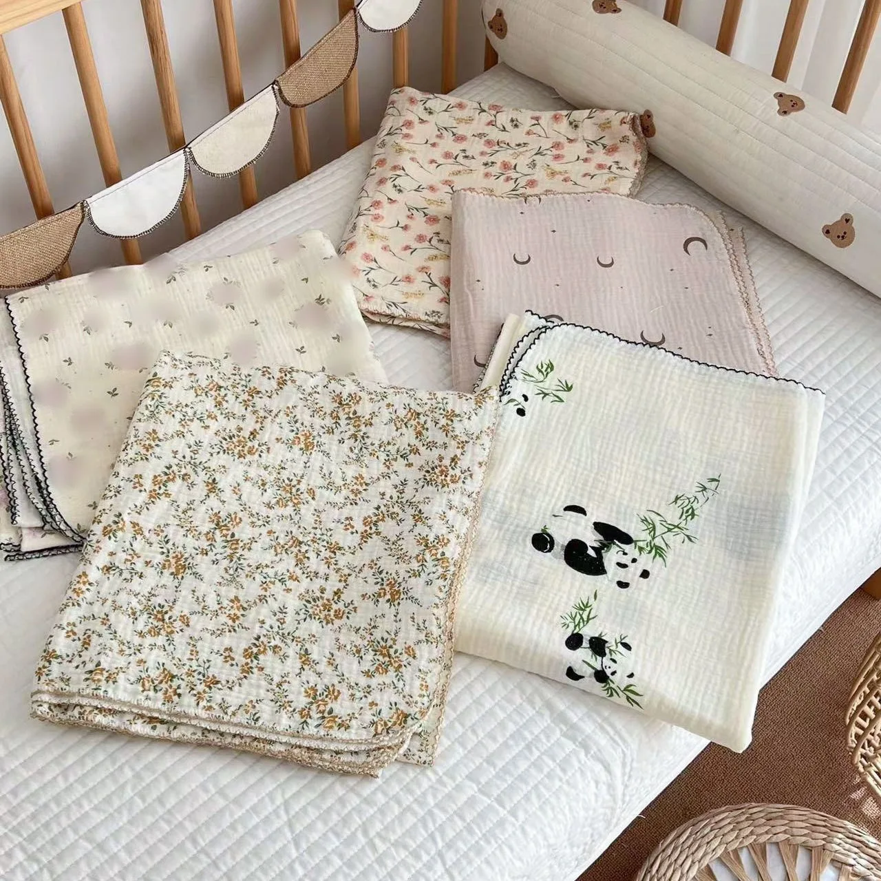 

110*130cm Baby Muslin Blanket Gauze Thin Quilt Floral Print Double Layer Cotton Swaddle Blanket Stroller Cover Kids Bedding