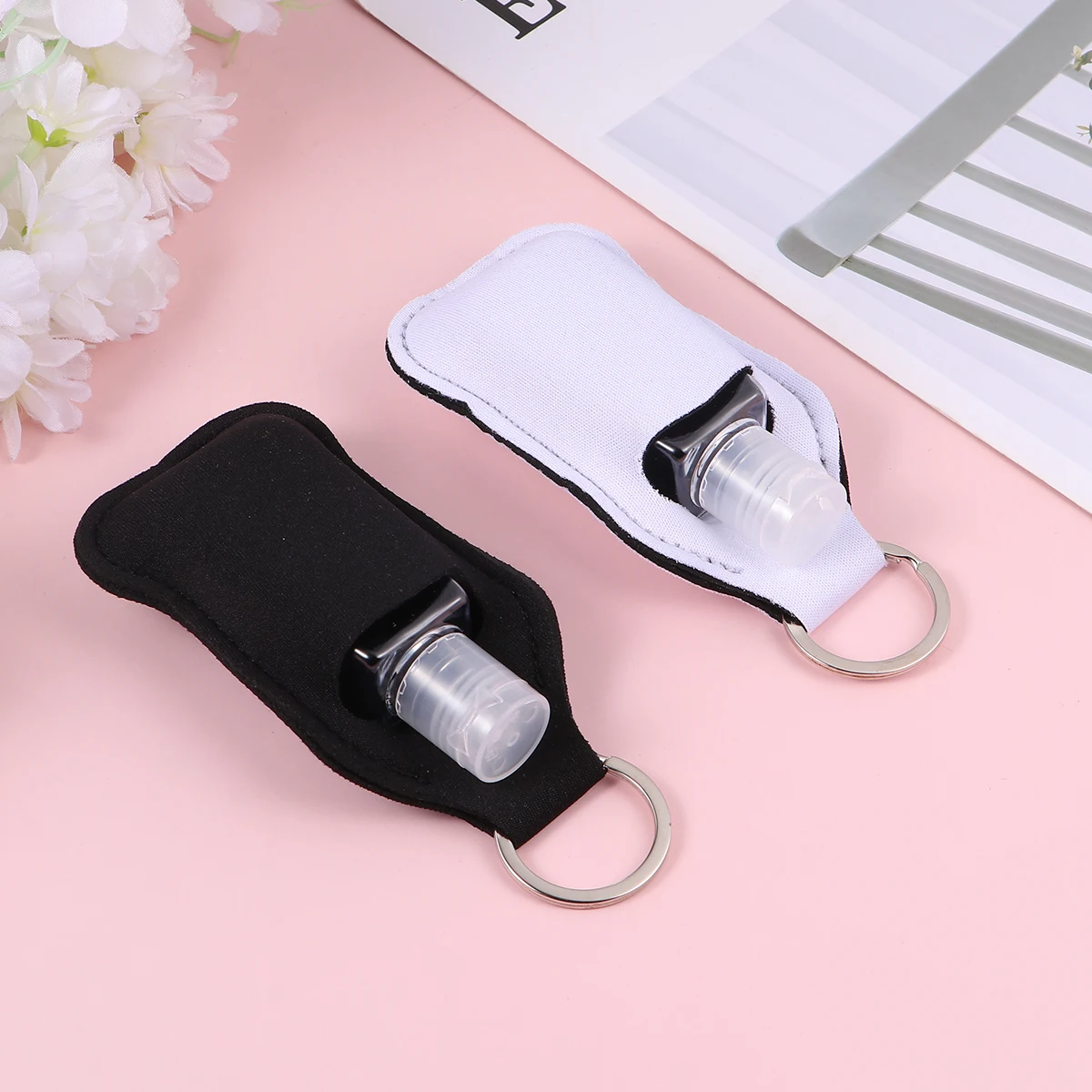 

4Pcs H Refillable Empty Portable Protective Empty Bottle Keychain Holder Neoprene Travel Protective Bottle Gift