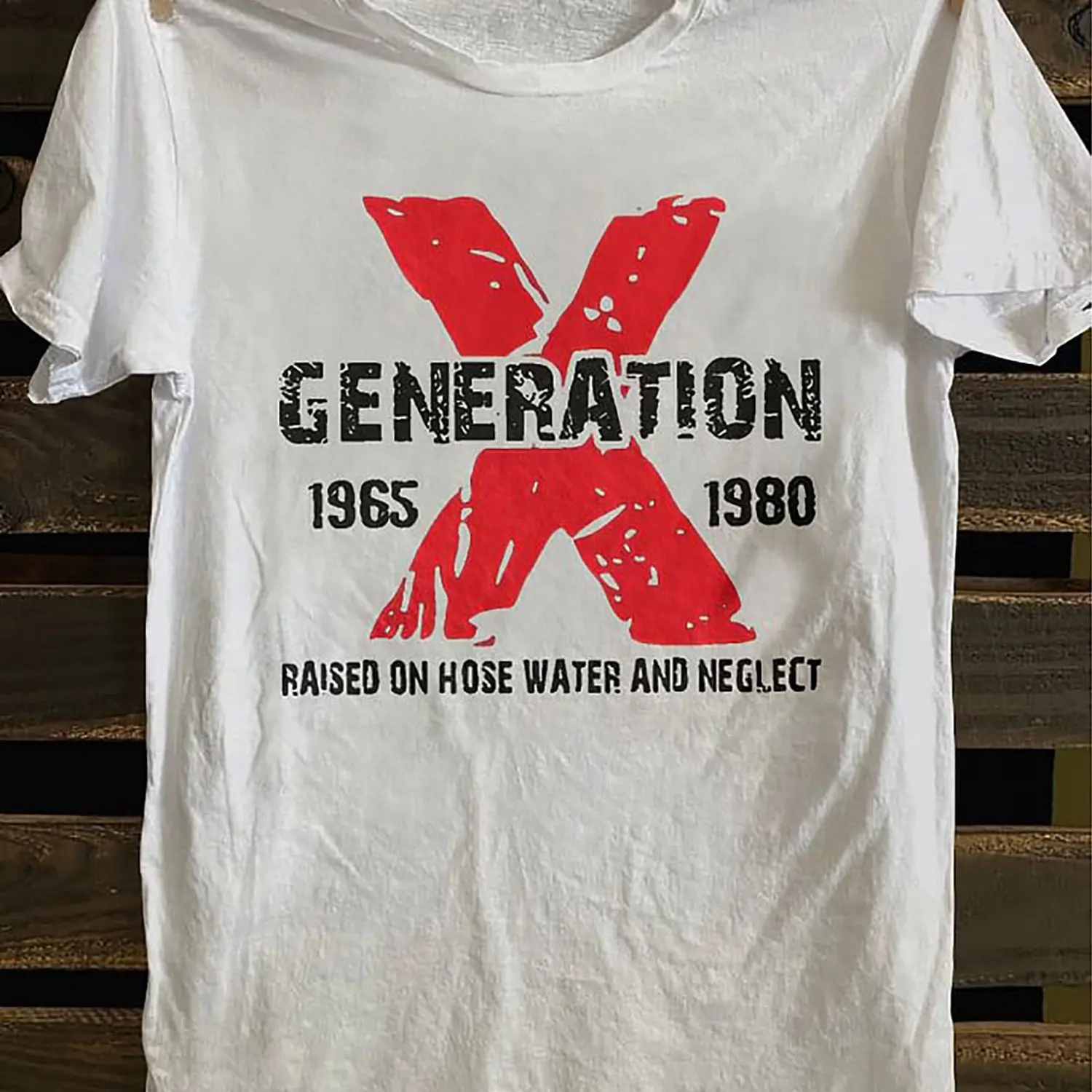 2025 nuova La pura maglietta della band punk rock presenta un design X rosso con rumore d'acqua e un tessuto traspirante che accendono la crescita