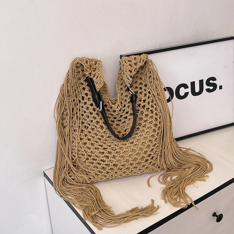 

2025 Новая тканая сумка, женская полая сумка-тоут крючком, комплект для мамы и дочки, летняя пляжная сумка в стиле бохо, дизайнерский соломенный кошелек с кисточками