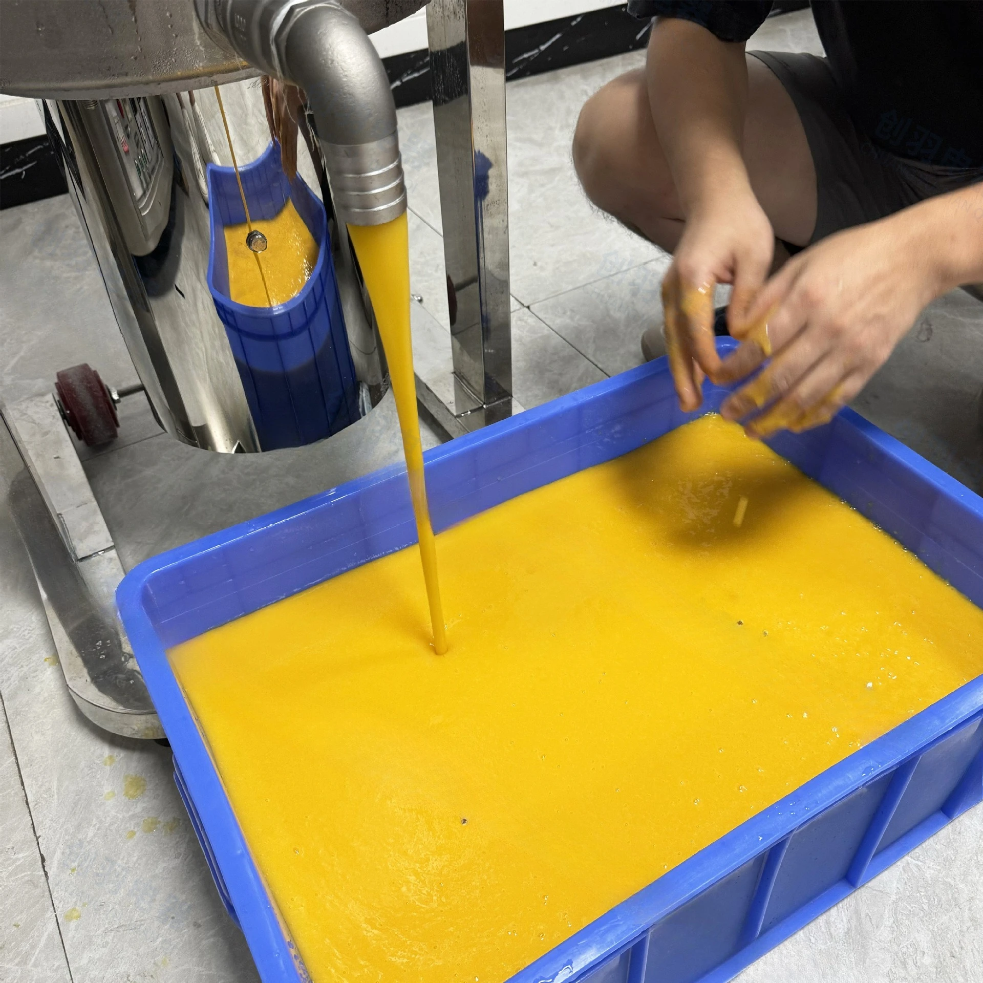 100L large capacity fresh mango berry beater, pitted small Taimang vanilla
