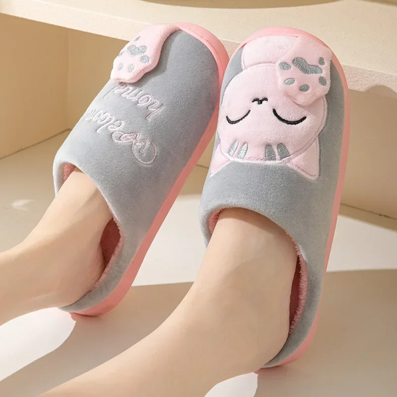 Women Winter Warm Slippers Cartoon Cat Shoes Furry Plush Slides Round Toe Flats Indoor Home Bedroom Floor Slippers Ladies Shoes