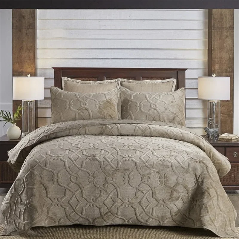 Soft Velvet Bedspread Quilts 3-Piece Set Bedspread on the Bed Plush Bed Cover King Queen Size Padding Coverlet Mattress Topper