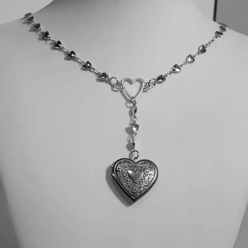 Y2k Goth Heart Photo Box Necklace Punk Bow Bat Heart-Shaped Beads Charms Chain Jewelry Accessories Gifts For Women Friends