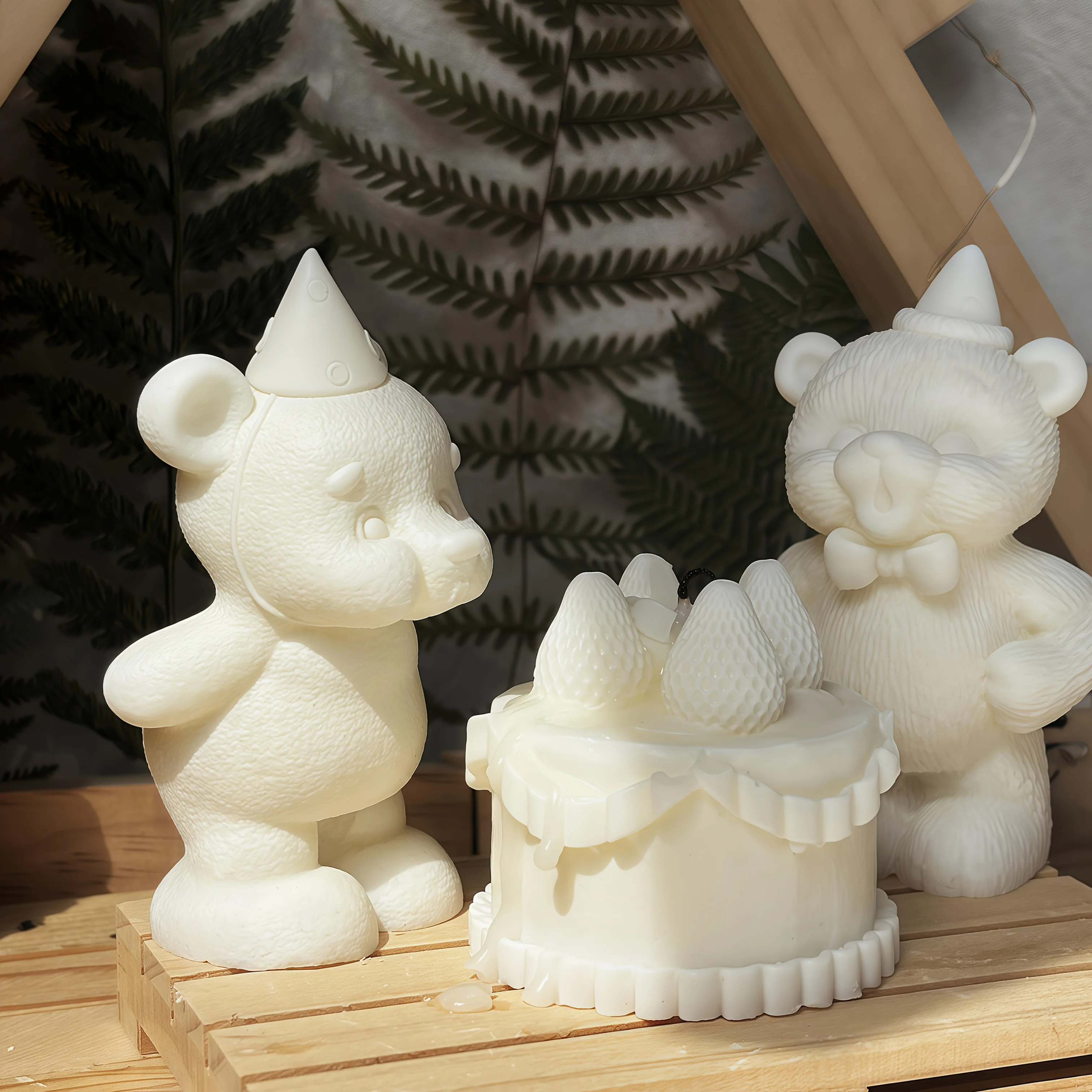 DNEJIU Cute Bear Silicone Mold for DIY Candles, Resin Crafts & Home Decor - 3D Blowing, No Electricity Needed, Perfect for