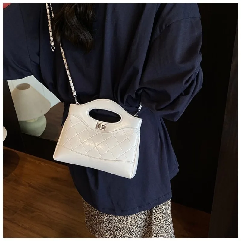 

Simple Design Shoulder Bag For Women Crossbody Bag For Daily Commuting Work Travel