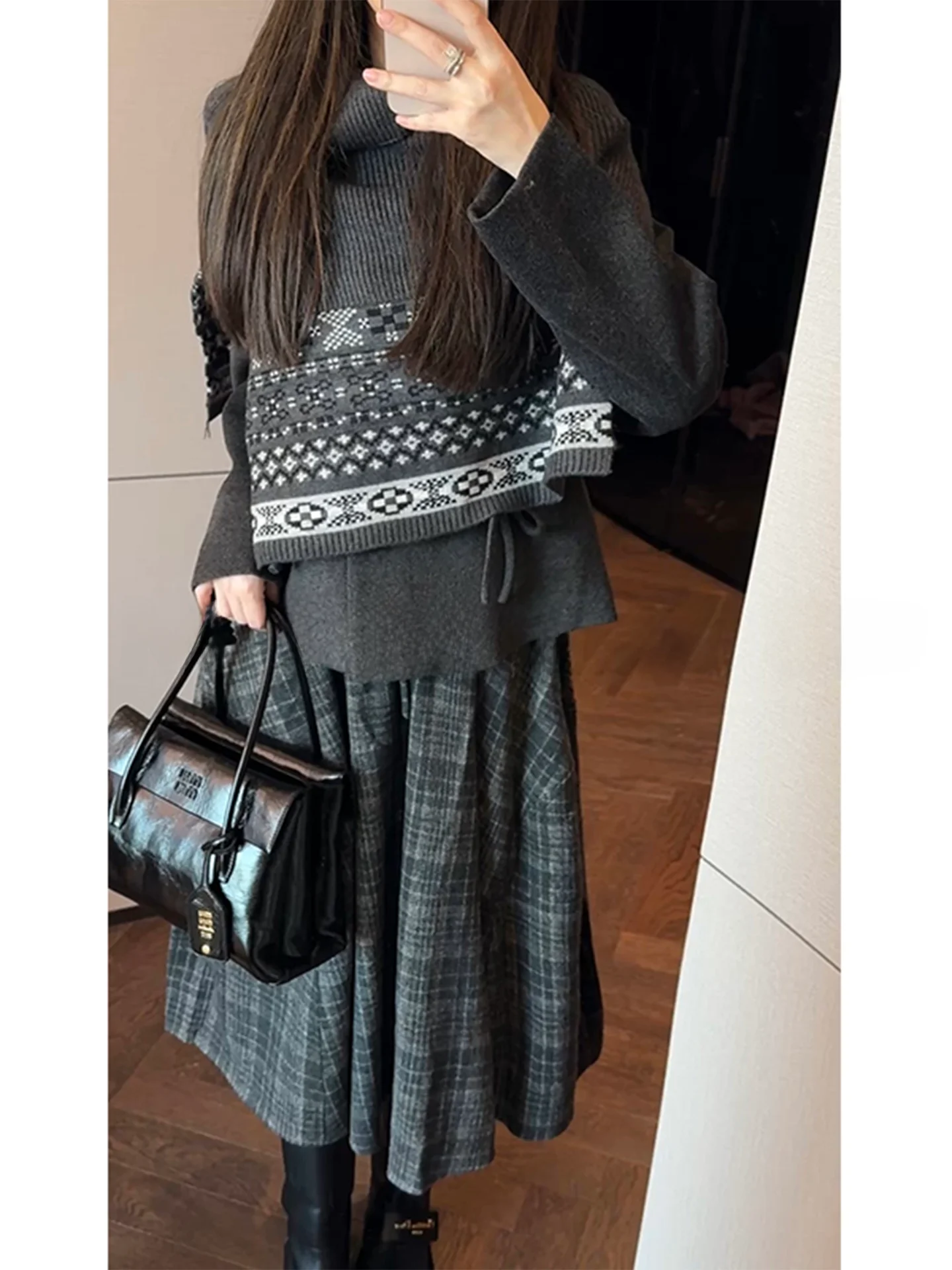 

Yulu Knitted Shawl Women's Design Atmosphere Fair Isle Embroidery Warm Fashionable Autumn Winter Wool Blend Scarf Wrap