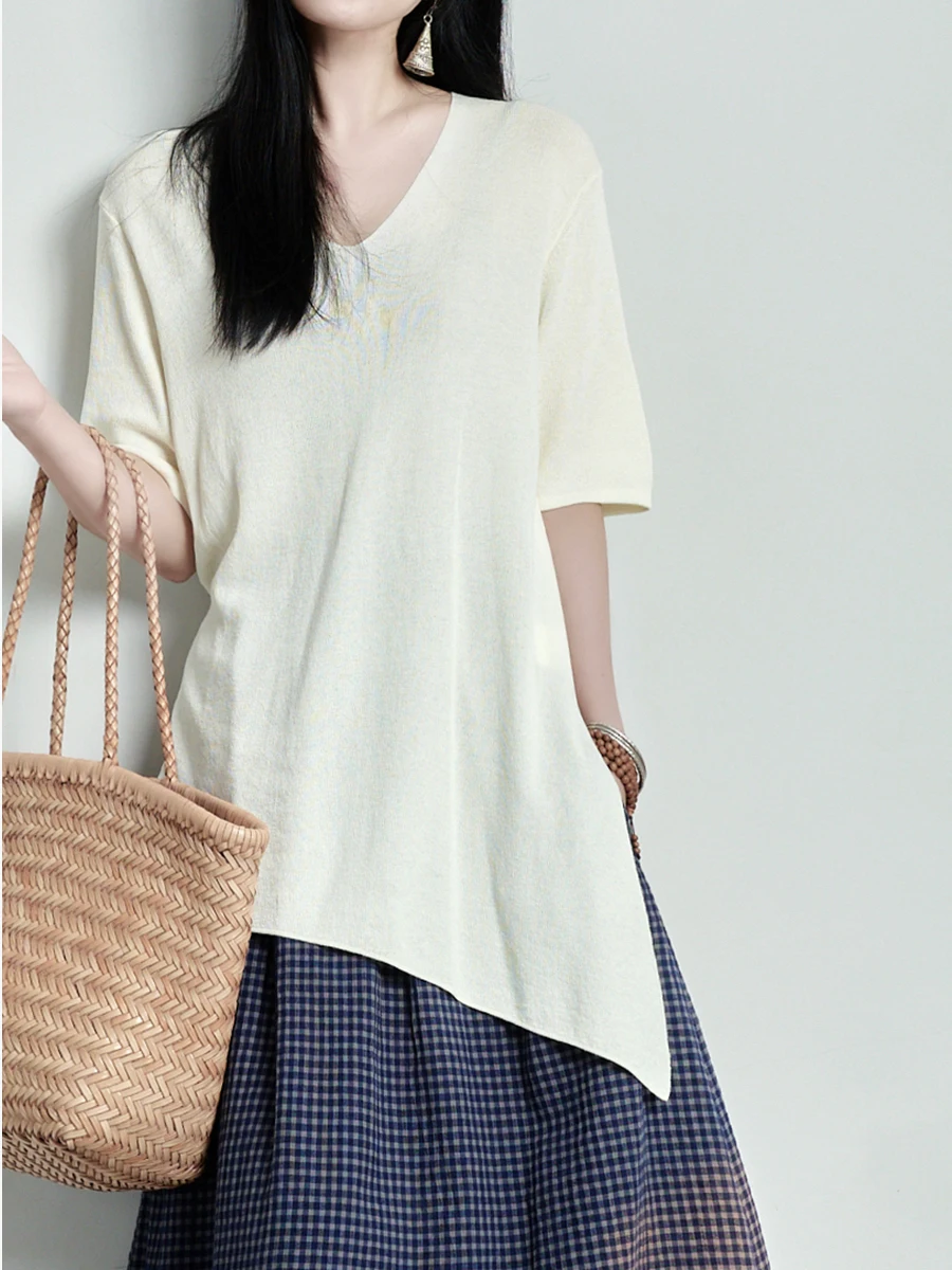 

Художественный трикотажный топ с V-образным вырезом и асимметричным подолом из шелка, женская свободная футболка на весну-лето с рукавом три четверти