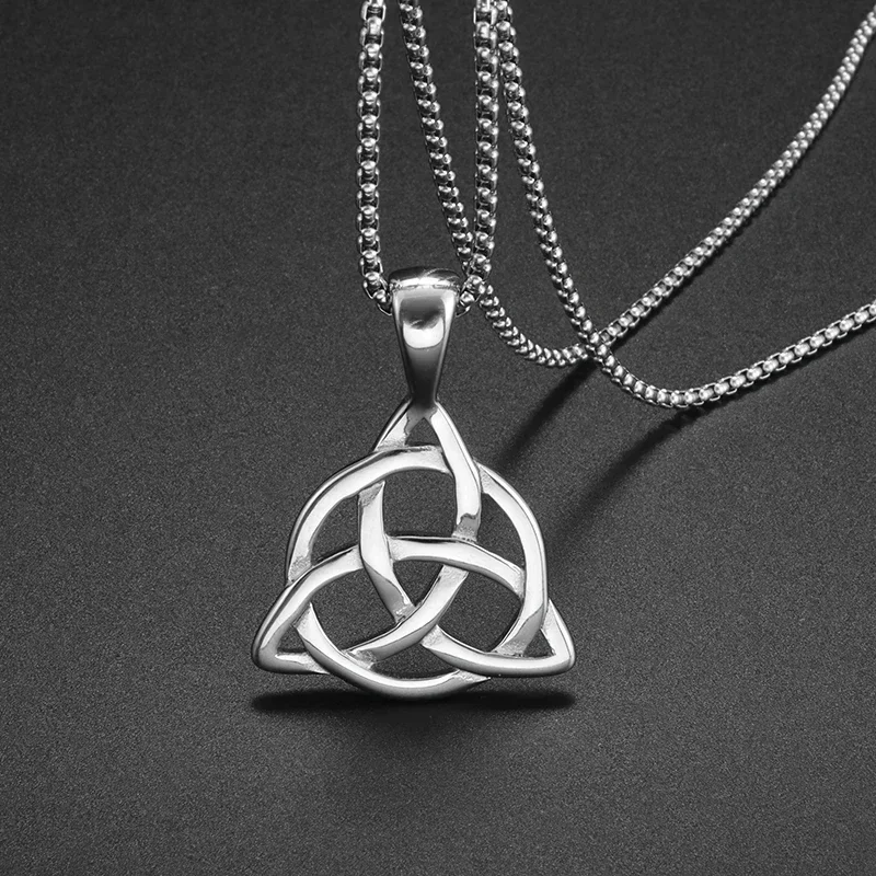 Stylish Simple Alloy Chain Cast Irish Celtic Knot Pendant Necklace