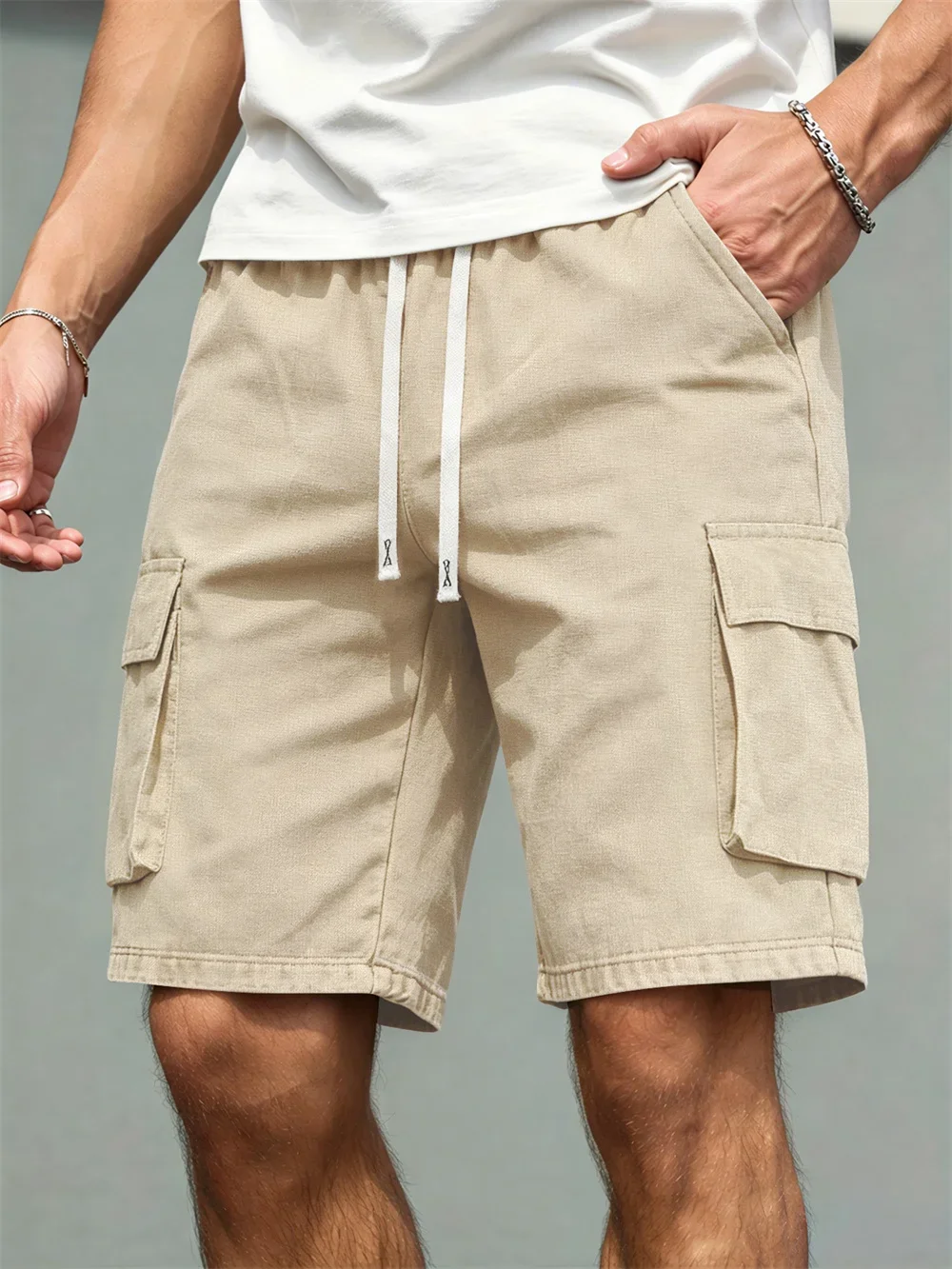 2026 Herren Loose-Fit-Hosen mit geradem Bein, lässige Arbeitsshorts mit mehreren Taschen, hochwertige Herrenshorts, Alltags-Arbeitsshorts mit Kordelzug – Detail 2