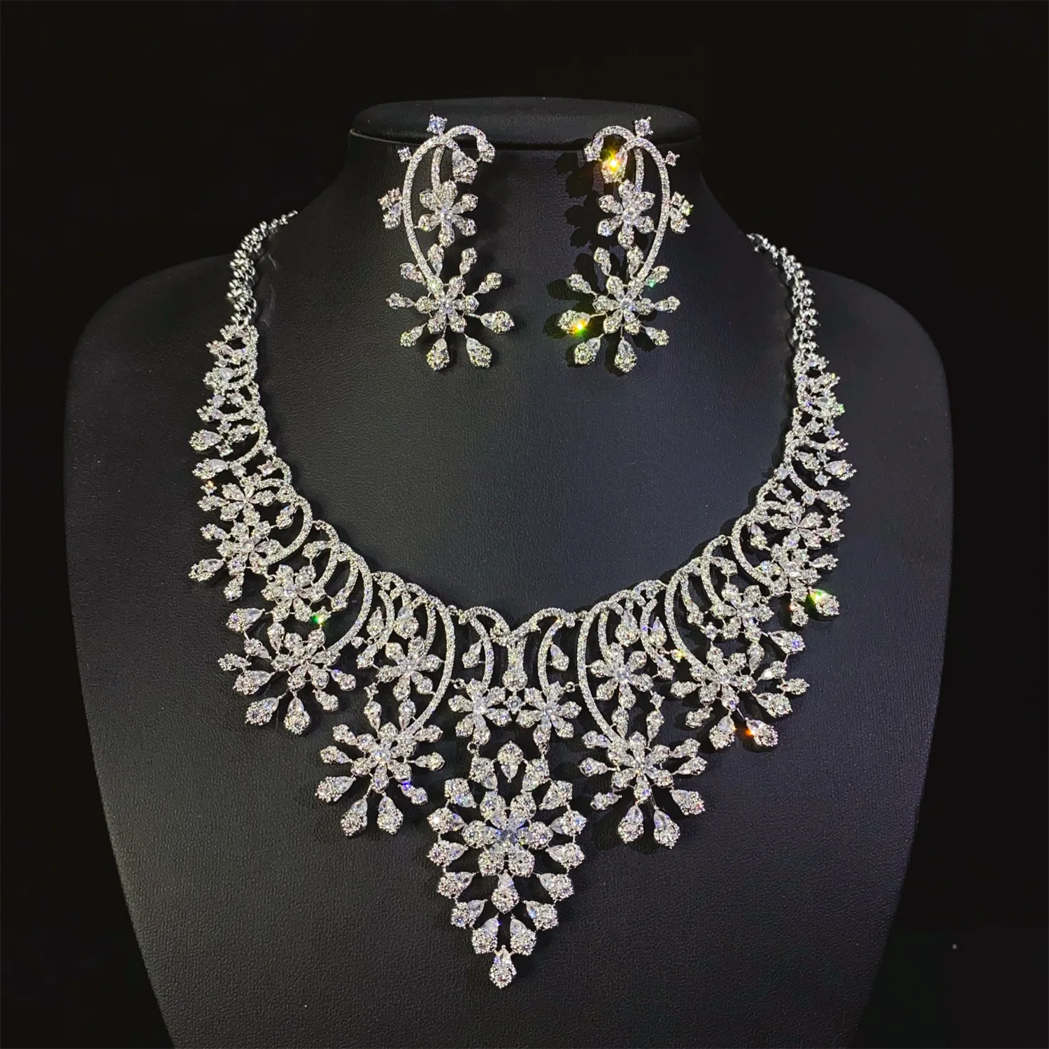 

wedding bride jewelry sets 2pcs shiny zirconia large flower plant necklace earrings dinner party women jewelry sets