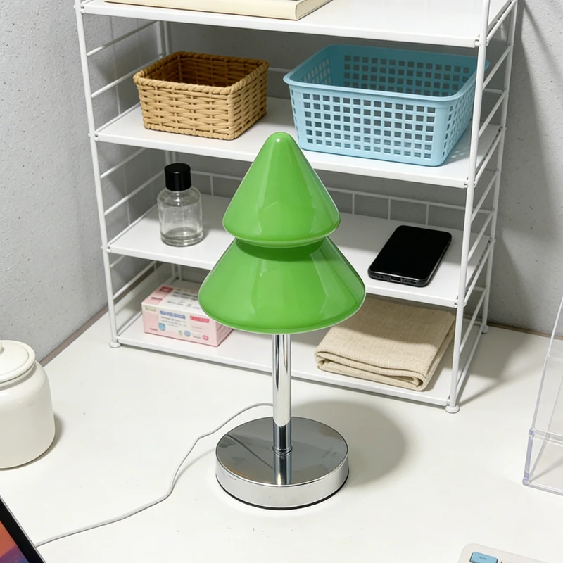 

Новый стиль, скандинавский стиль середины века, Баухаус, трансграничная рождественская елка, стеклянная настольная лампа, девичья спальня, прикроватная тумбочка для гостиной, рабочий стол