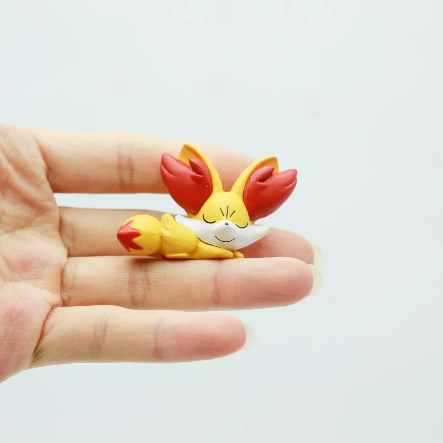 Echte Pokemon Pikachu Chespin Fennekin Froakie Dedenne Bunnelby Blind Box Anime Cartoon Geburtstag Geschenk Desktop Decor Trendy Spielzeug